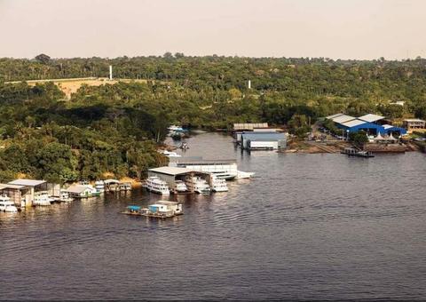 Acidente entre embarcações deixa ao menos seis pessoas feridas em Manaus