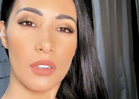 Simaria escolhe look ousado para comemorar festão de aniversário 