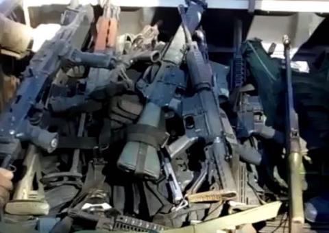 Grupo que atacou banco tinha fuzil que derruba helicóptero; 10 se entregam