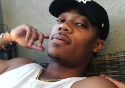 Ator de 'Todo Mundo Odeia o Chris' impressiona com corpo musculoso