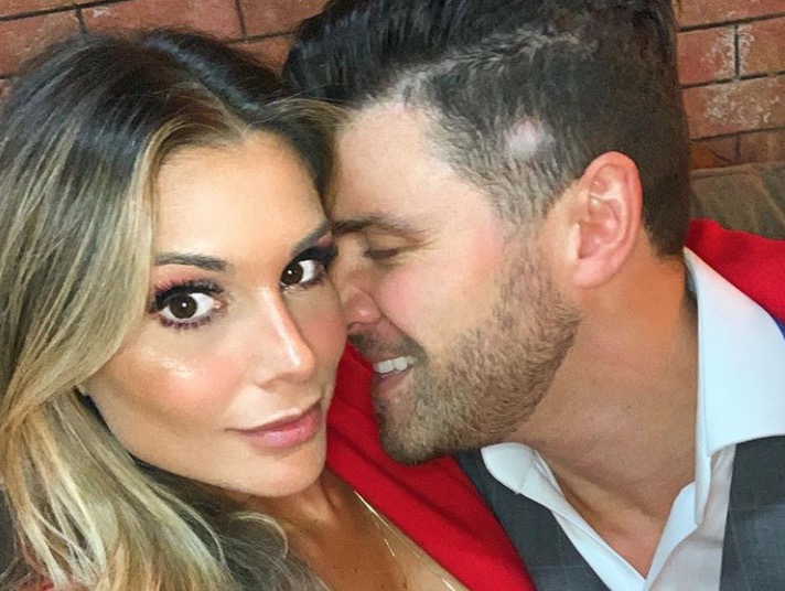   Flávia Viana sofre aborto e passa por cirurgia