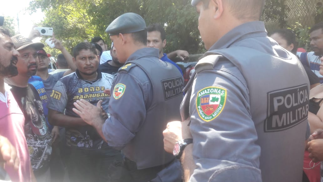 Após quase 10h de manifestação, motoristas de apps liberam entradas de distribuidoras em Manaus