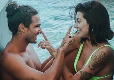  João Zoli e Gabi Prado terminam o noivado e comovem fãs: 'você é a mulher da minha vida'