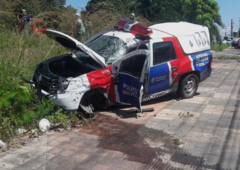 PMs que sofreram acidente com caminhão seguem internados em Manaus 