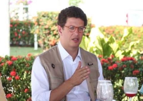 Em Parintins, ministro do Meio Ambiente discute formas de destravar BR-319