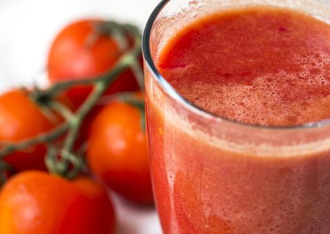 Quais os benefícios do suco de tomate para a saúde?