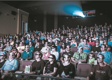 ‘Mosaico Cultural’ encerra com sessões de cinema gratuitas para professores em Manaus