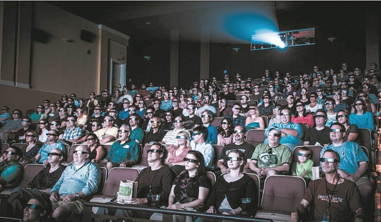 ‘Mosaico Cultural’ encerra com sessões de cinema gratuitas para professores em Manaus