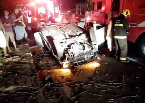 Homem morre em grave acidente em avenida de Manaus