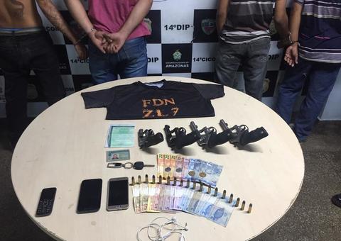 Em Manaus, membros da FDN são presos com armas escondidas em carro