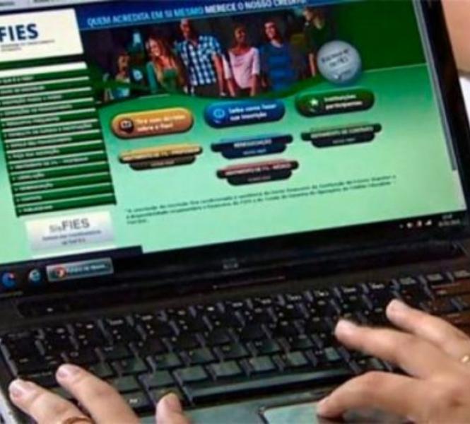 Inscrições para o Fies do segundo semestre terminam nesta segunda