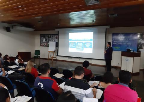 Amazonprev, Seduc e UEA treinam servidores em processos de aposentadoria