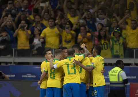 Brasil vence Argentina e garante vaga na final da Copa América