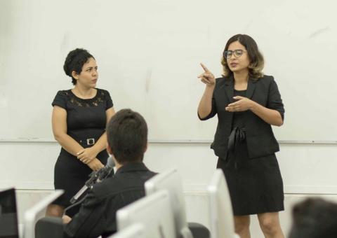 Pela 1ª vez, alunas surdas defendem trabalho sobre acessibilidade no Ifam 
