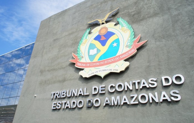 TCE multa ex-prefeito em R$ 17,6 milhões por irregularidades no Amazonas