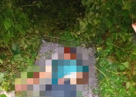 Em Manaus, corpo de homem é encontrado em cima de mola de colchão em matagal 