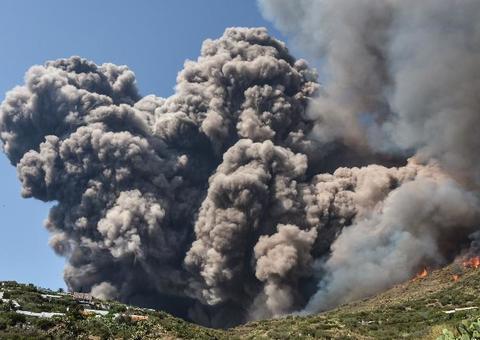 Brasileiro sobrevive a chuva de pedras causada por vulcão e diz que está vivo por um milagre