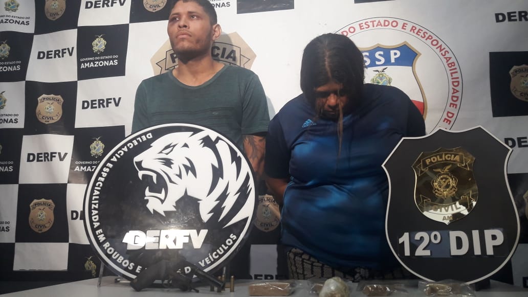 Em Manaus, dupla é presa suspeita de roubar casa de empresário e quebrar dentes de vítimas 