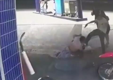 MP pede prisão de policiais militares filmados agredindo homem no Amazonas