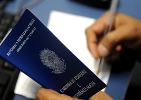 De recepcionista a enfermeiro, Sine oferta 48 vagas de emprego nesta sexta