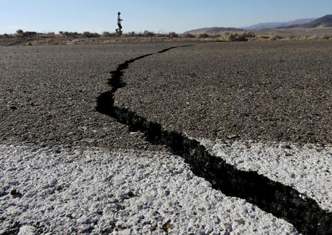 Terremoto de magnitude 6,4 atinge a Califórnia e causa pânico