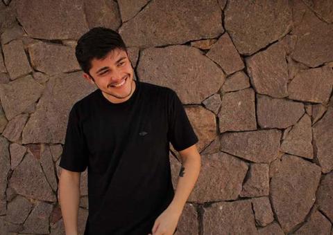 Santaella faz novo show em Manaus no Festival Florear