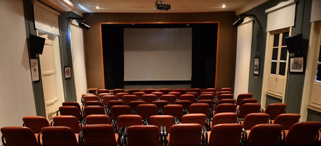  Filme 'Apenas Bons Amigos' comemora 30 anos com exibição no Cine Teatro Guarany