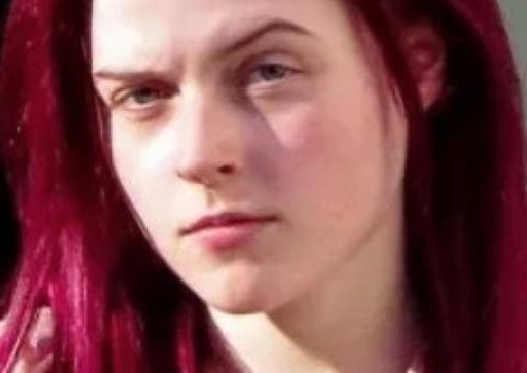  Jovem força ex-namorado a beber urina em vasilha de cachorro