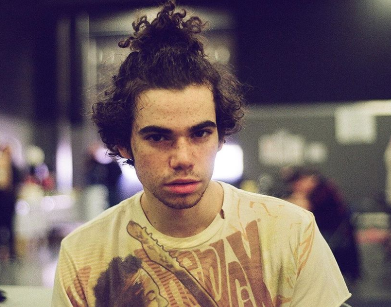 Ator do Disney Channel morre aos 20 anos 