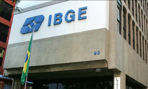 IBGE abre inscrições para concurso com 400 vagas e salários de até R$ 4,2 mil 