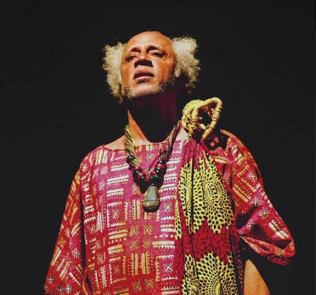 Espetáculo 'Traga-me a cabeça de Lima Barreto' será apresentado no Teatro Amazonas