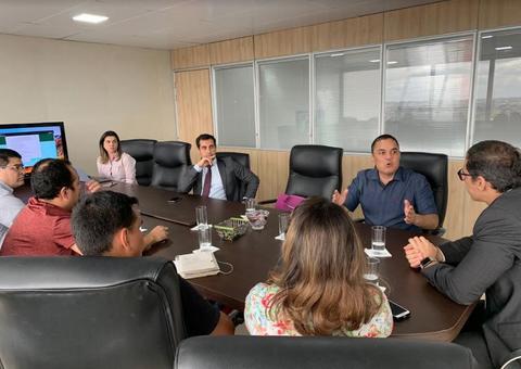 Reunião define sistema de agendamento de visitas em presídios do Amazonas