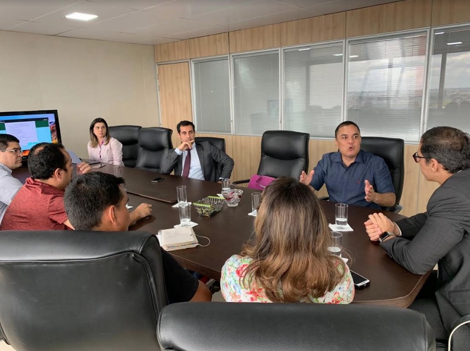 Reunião define sistema de agendamento de visitas em presídios do Amazonas