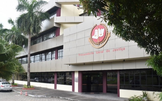 Ex-prefeitos são investigados por saques de R$ 6,6 milhões de município no Amazonas