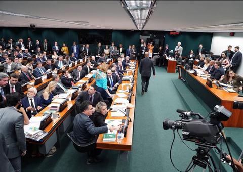 Placar da Previdência aponta apoio de 261 deputados à reforma da Previdência