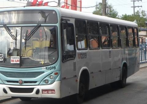 Obra de duplicação da estrada do Tarumã altera rota de linha de ônibus em Manaus 