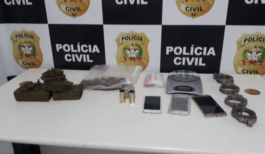 Piloto de avião é preso em Manaus durante operação deflagrada em Santa Catarina 