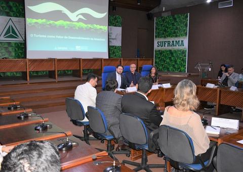Amazonas destaca potencialidades em evento sobre turismo na Suframa