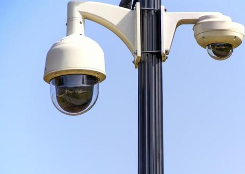 Reconhecimento facial erra e mulher é detida por engano