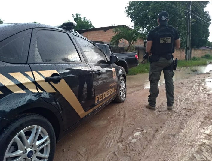 Mais de 20 são presos pela PF em operação contra o PCC em três estados