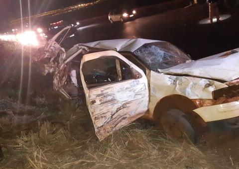 Acidente mata mãe e 2 bebês; carro não tinha cadeirinha