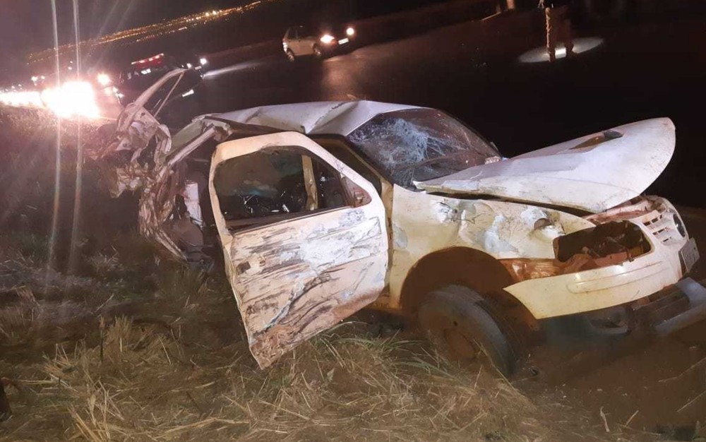 Acidente mata mãe e 2 bebês; carro não tinha cadeirinha