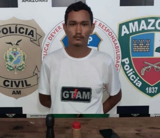 Homem é preso suspeito de vender drogas dentro de escola no Amazonas