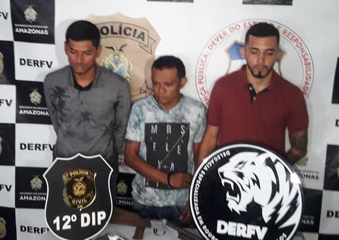 Trio é preso suspeito de roubar carros e comandar tráfico de drogas em Manaus 