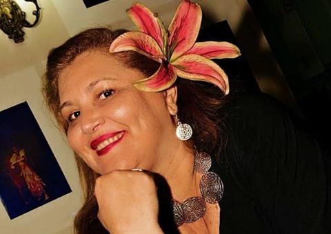 Porto de Lenha recebe Lucilene Castro nesta sexta