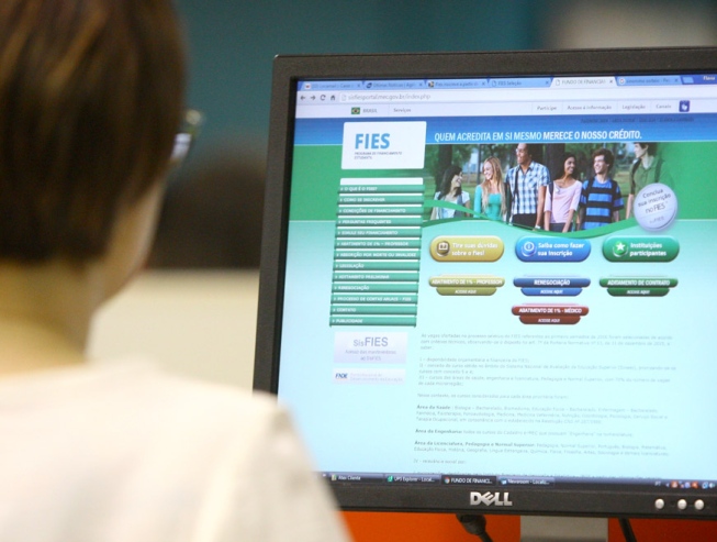 Termina hoje prazo para complementar inscrição no Fies