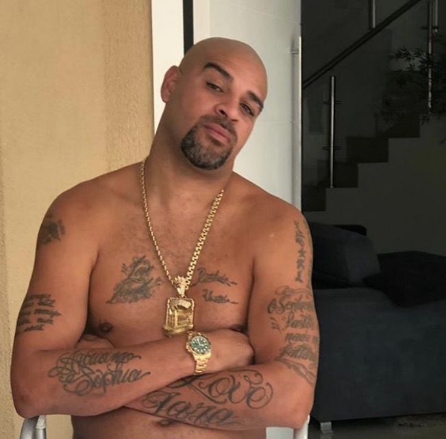 Adriano Imperador é acusado de tentar agredir promoter em boate