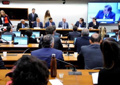 Amazonas tem seis deputados na comissão da Reforma Tributária