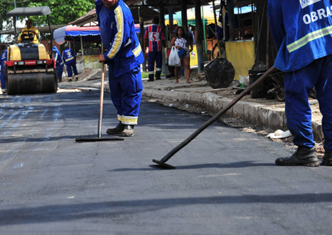 Obra em rotatória altera trânsito em avenidas de Manaus. Confira