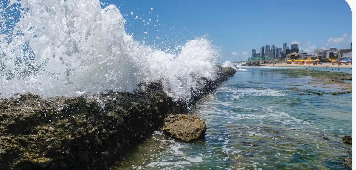 Governo quer barrar projeto que pode privatizar acesso a praias
